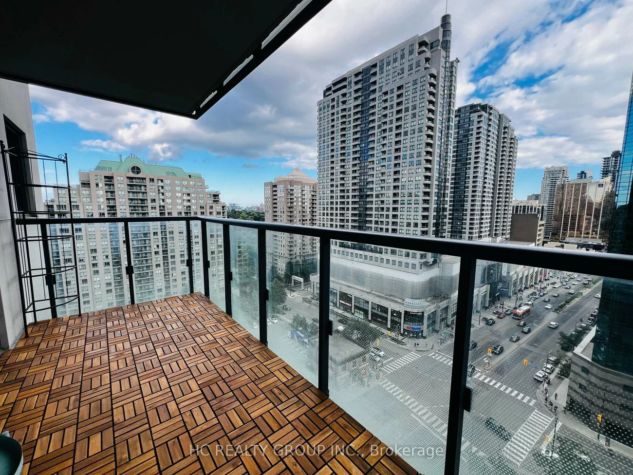 5168, Yonge, Willowdale West, Toronto