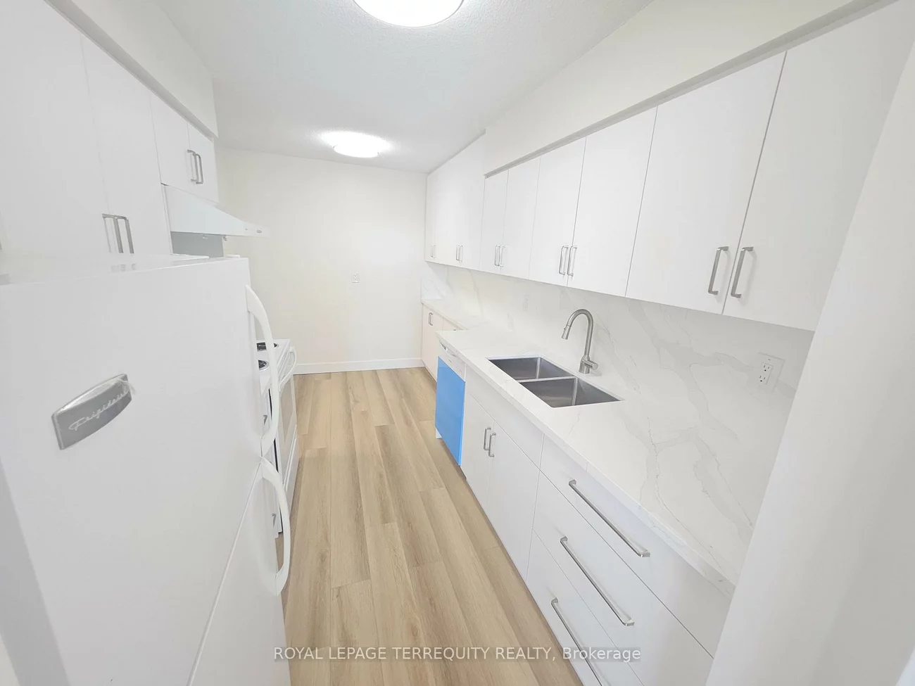 25, Sunrise, Victoria Village, Toronto