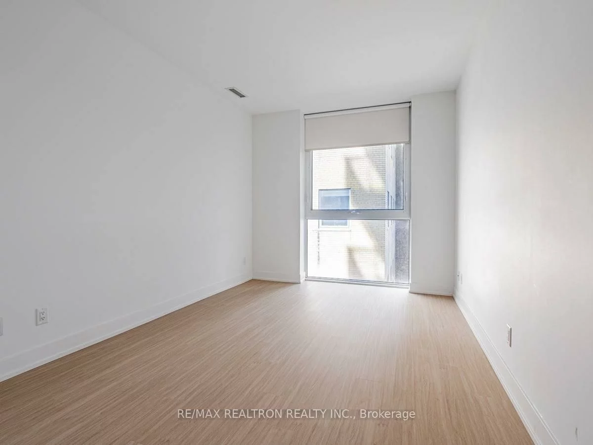 7, Grenville, Bay Street Corridor, Toronto