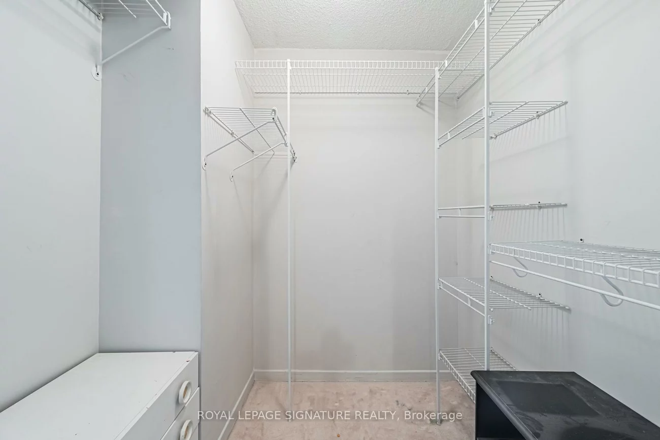 10, Torresdale, Westminster-Branson, Toronto