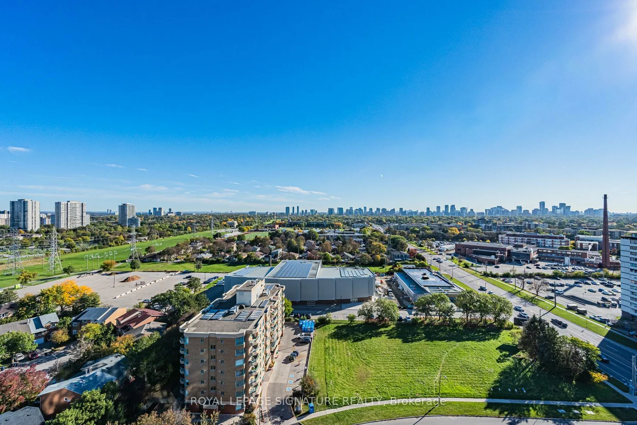 10, Torresdale, Westminster-Branson, Toronto