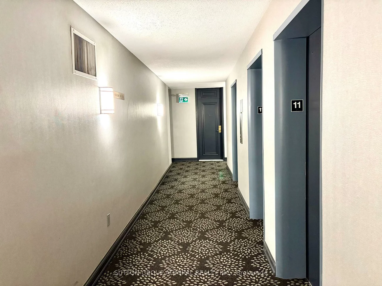 135, Antibes, Westminster-Branson, Toronto