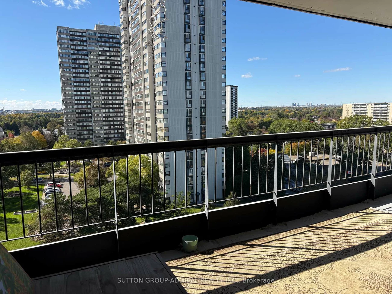 135, Antibes, Westminster-Branson, Toronto