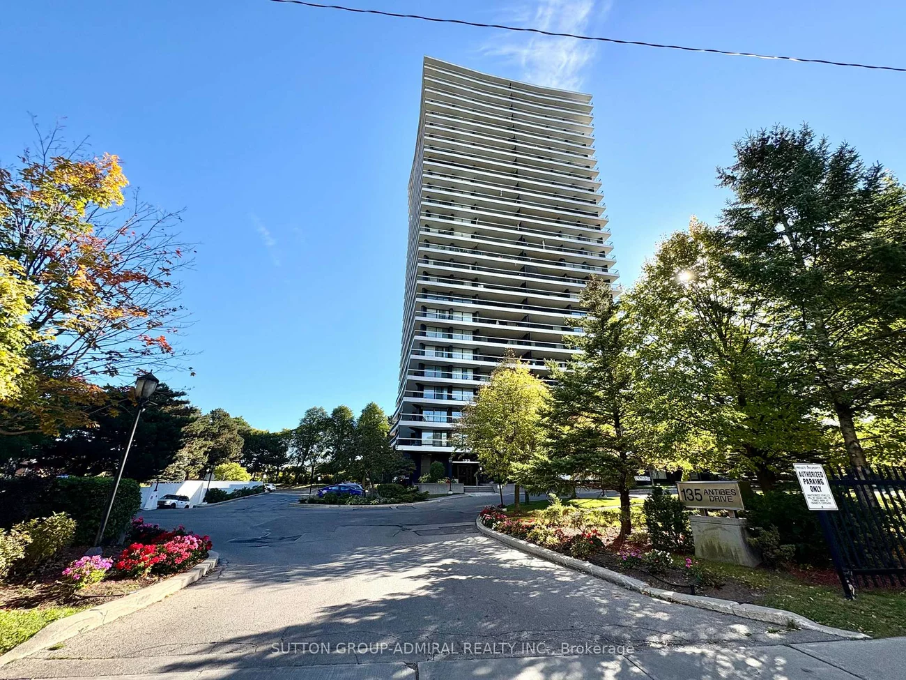 135, Antibes, Westminster-Branson, Toronto