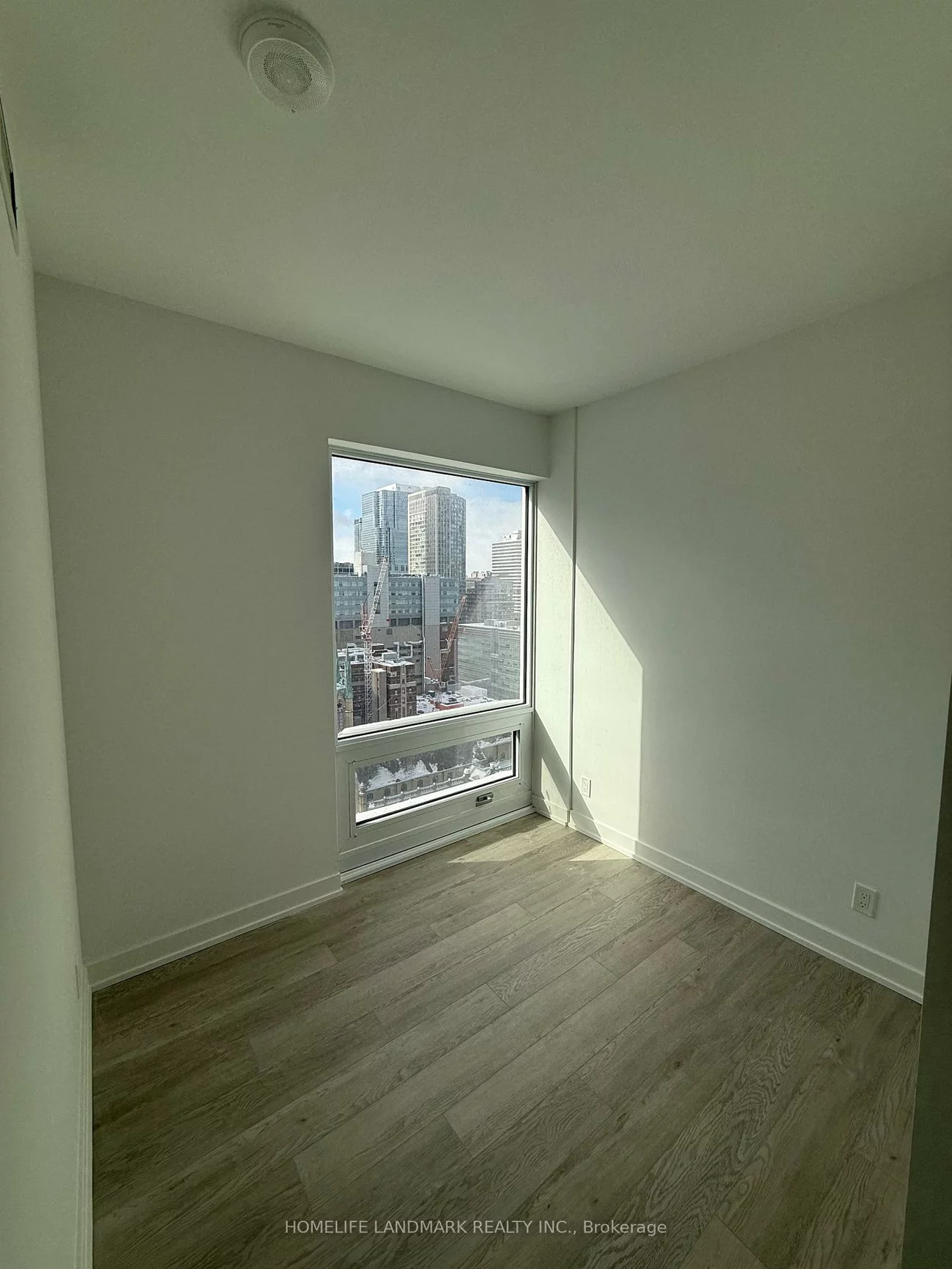 88, Queen, Church-Yonge Corridor, Toronto