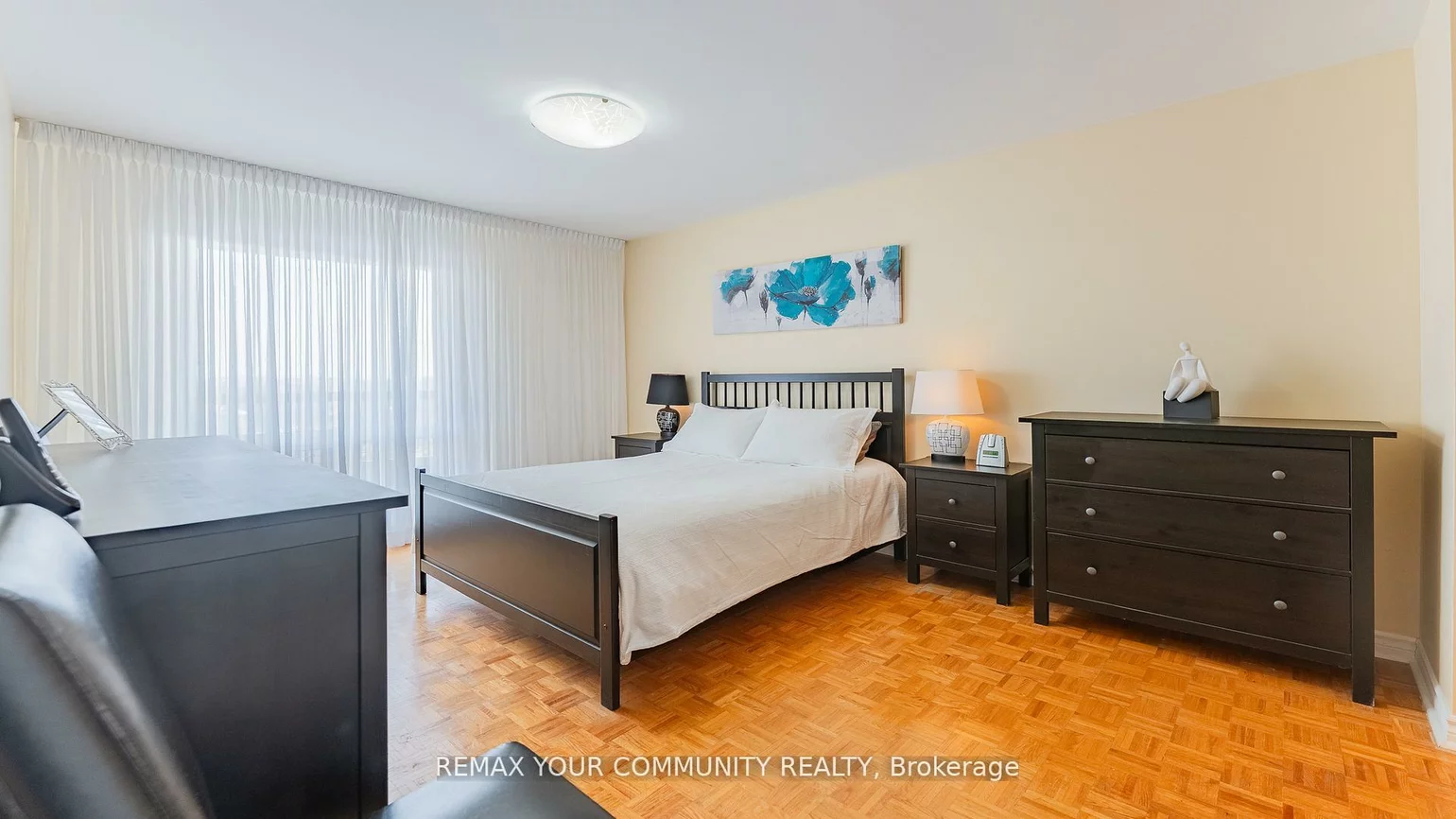 115, Antibes, Westminster-Branson, Toronto