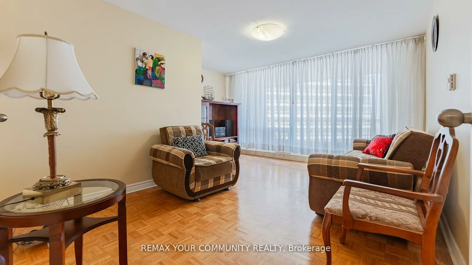 115, Antibes, Westminster-Branson, Toronto