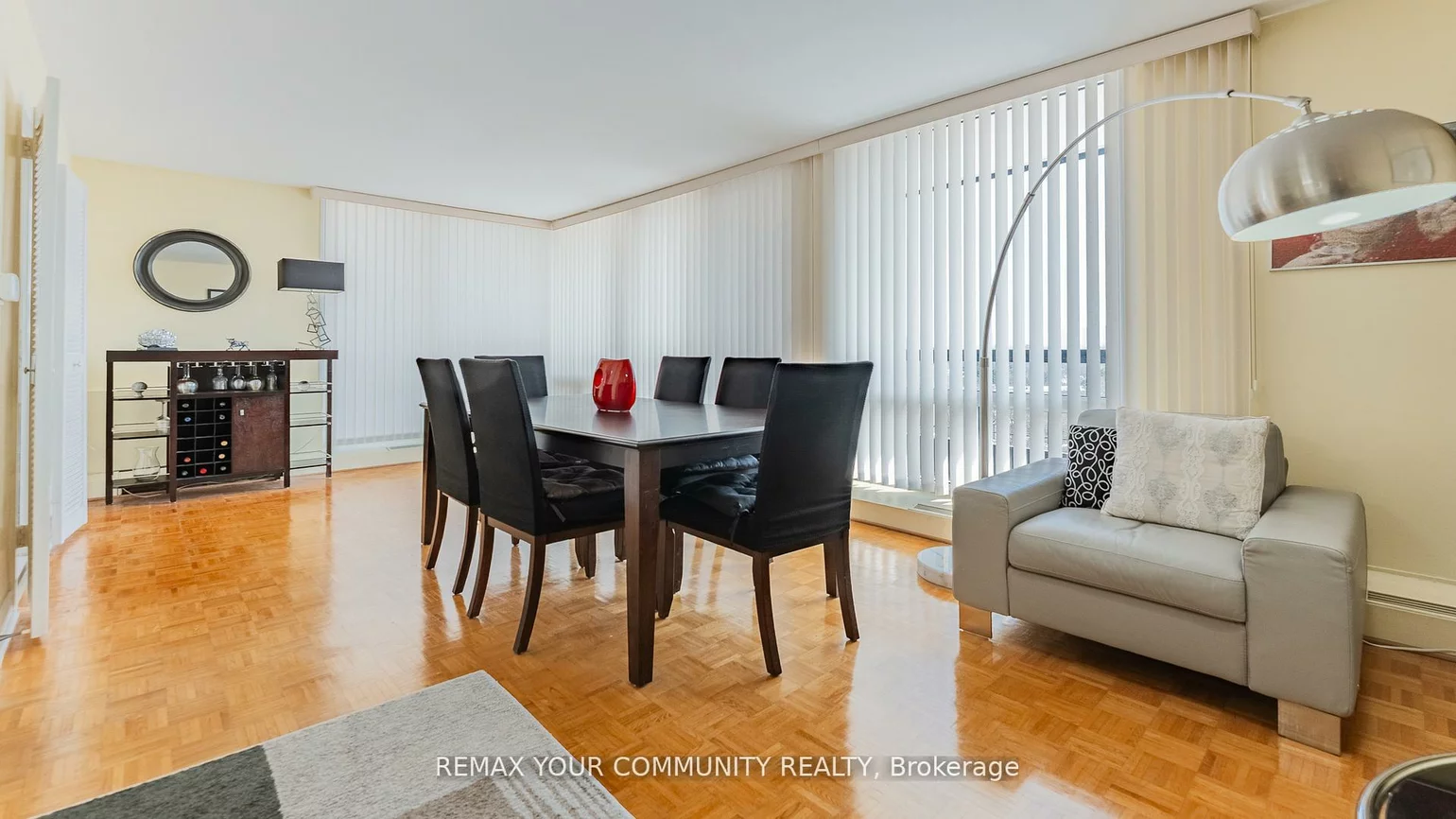 115, Antibes, Westminster-Branson, Toronto