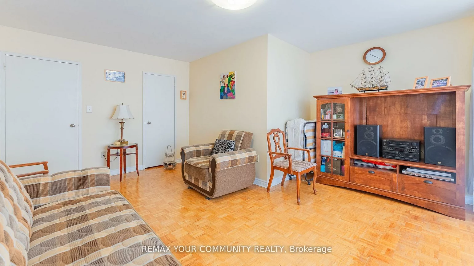 115, Antibes, Westminster-Branson, Toronto