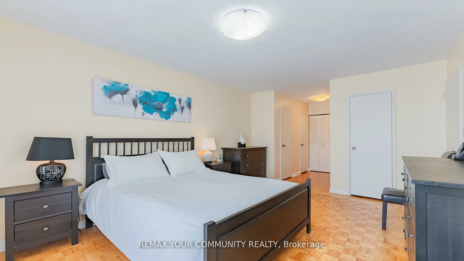 115, Antibes, Westminster-Branson, Toronto