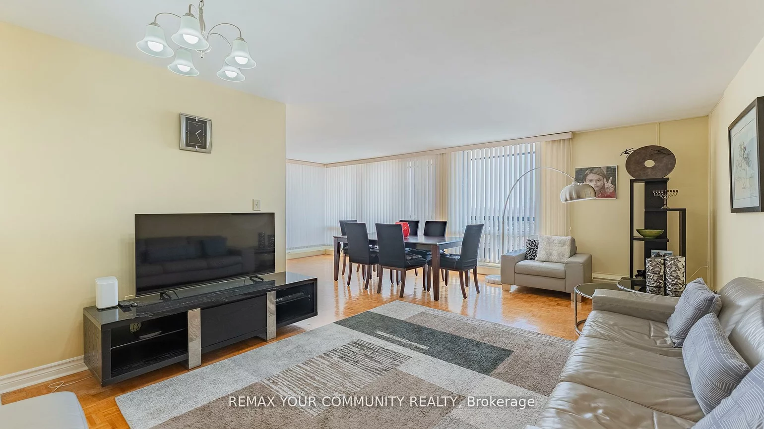 115, Antibes, Westminster-Branson, Toronto