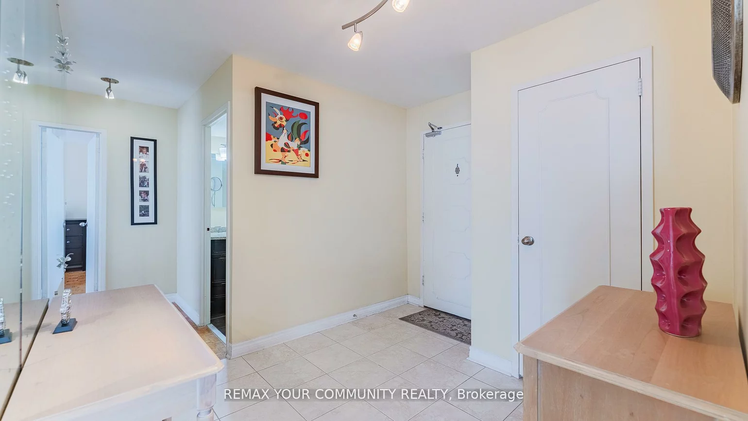 115, Antibes, Westminster-Branson, Toronto