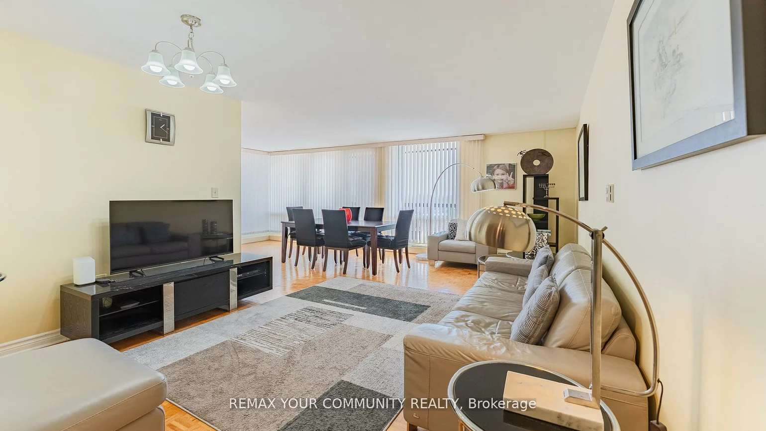 115, Antibes, Westminster-Branson, Toronto