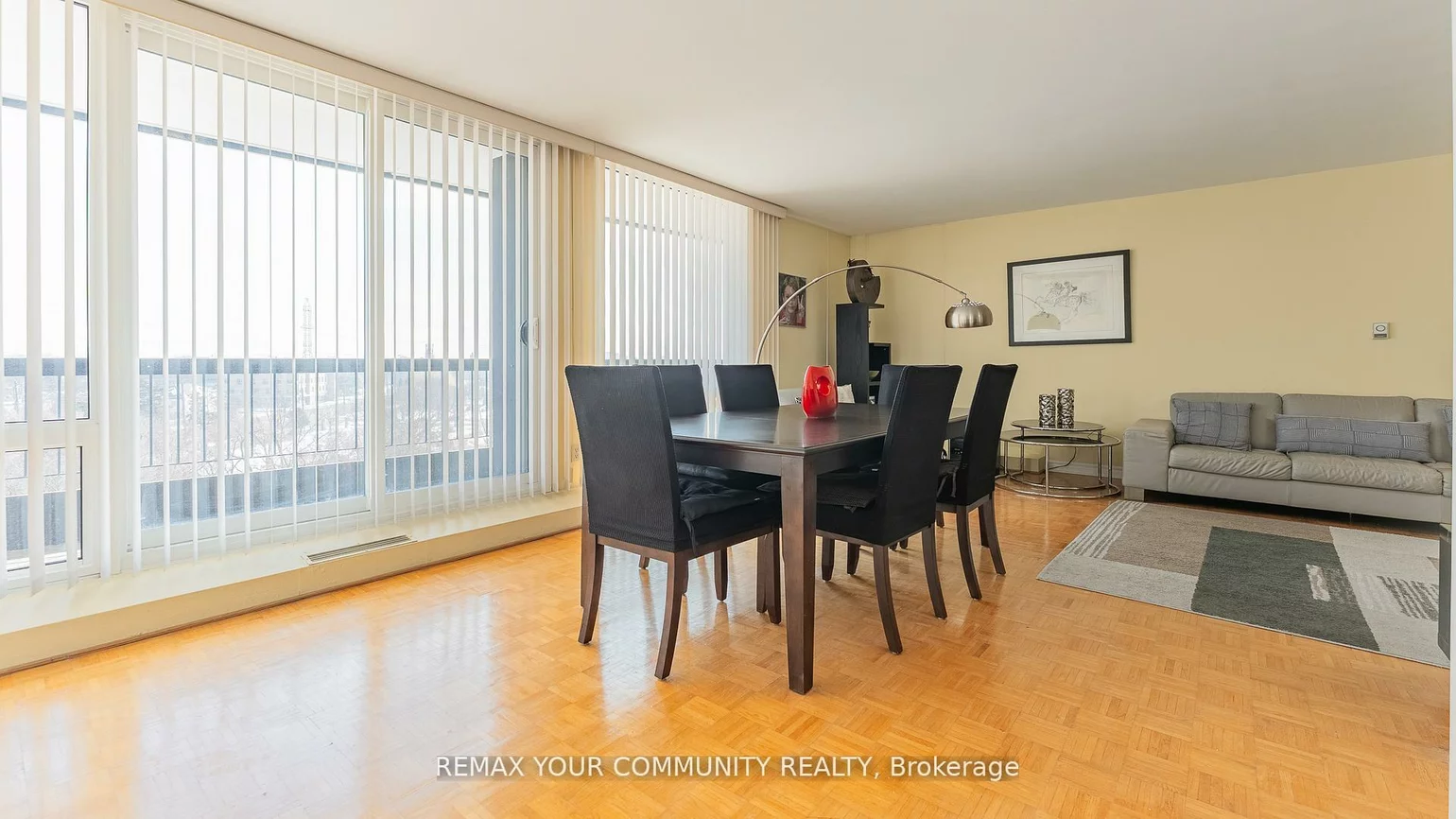 115, Antibes, Westminster-Branson, Toronto