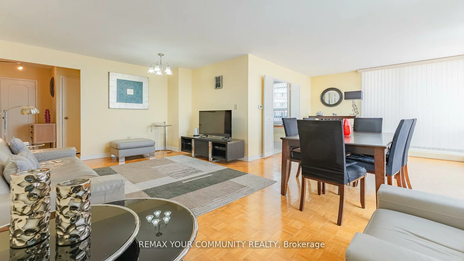 115, Antibes, Westminster-Branson, Toronto