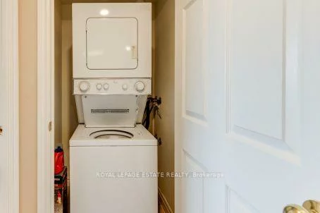 1720, Eglinton, Victoria Village, Toronto