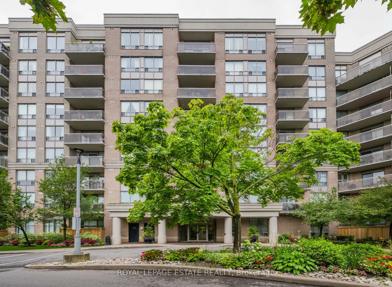 1720, Eglinton, Victoria Village, Toronto