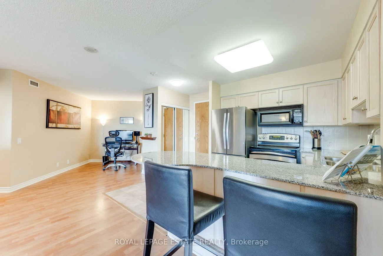 1720, Eglinton, Victoria Village, Toronto