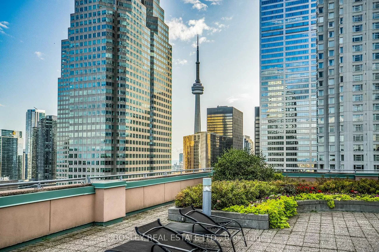 7, King, Church-Yonge Corridor, Toronto