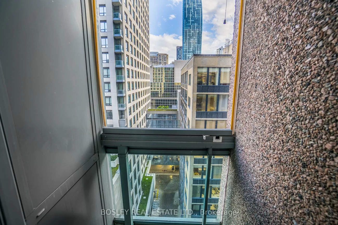 7, King, Church-Yonge Corridor, Toronto