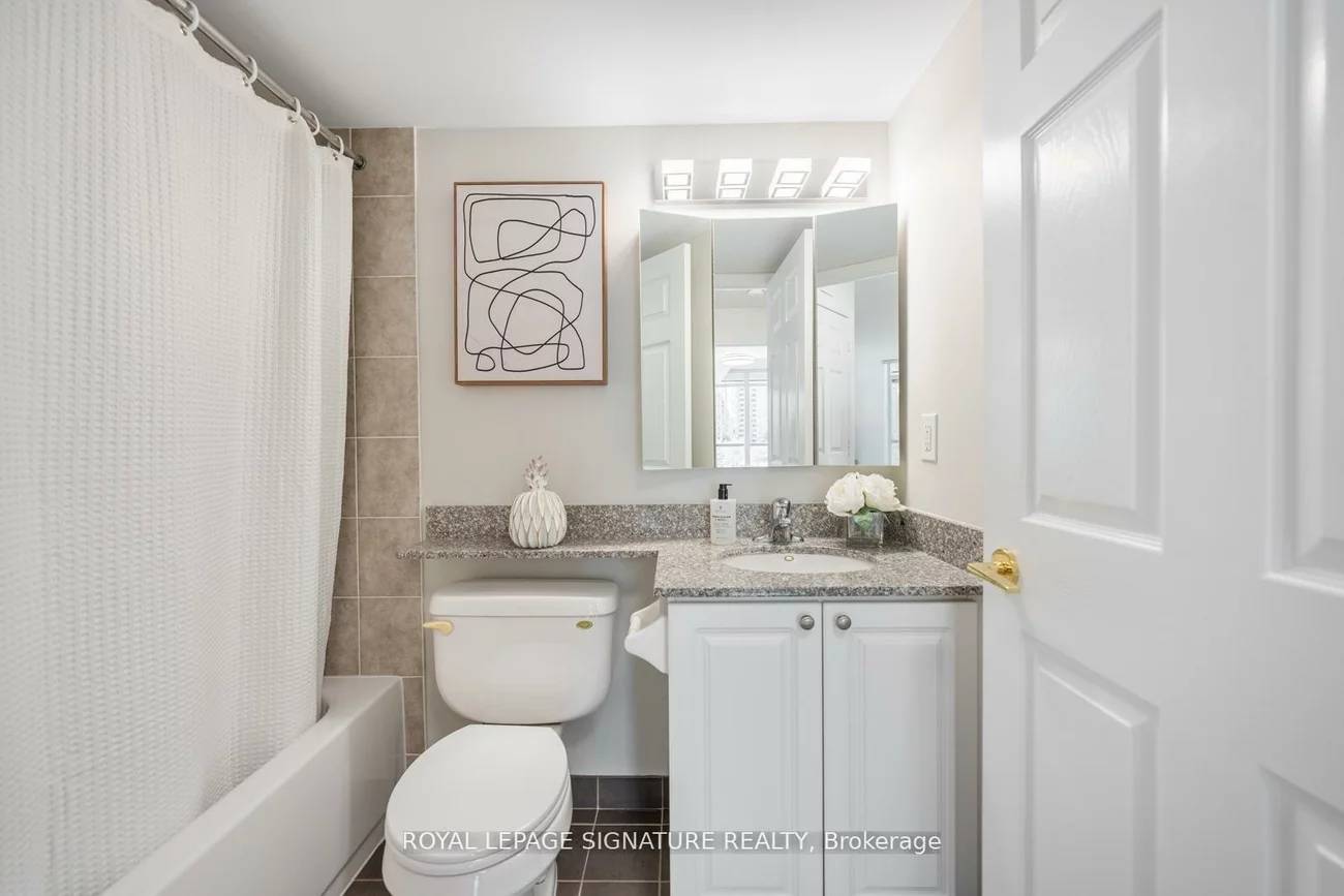 5508, Yonge, Willowdale West, Toronto