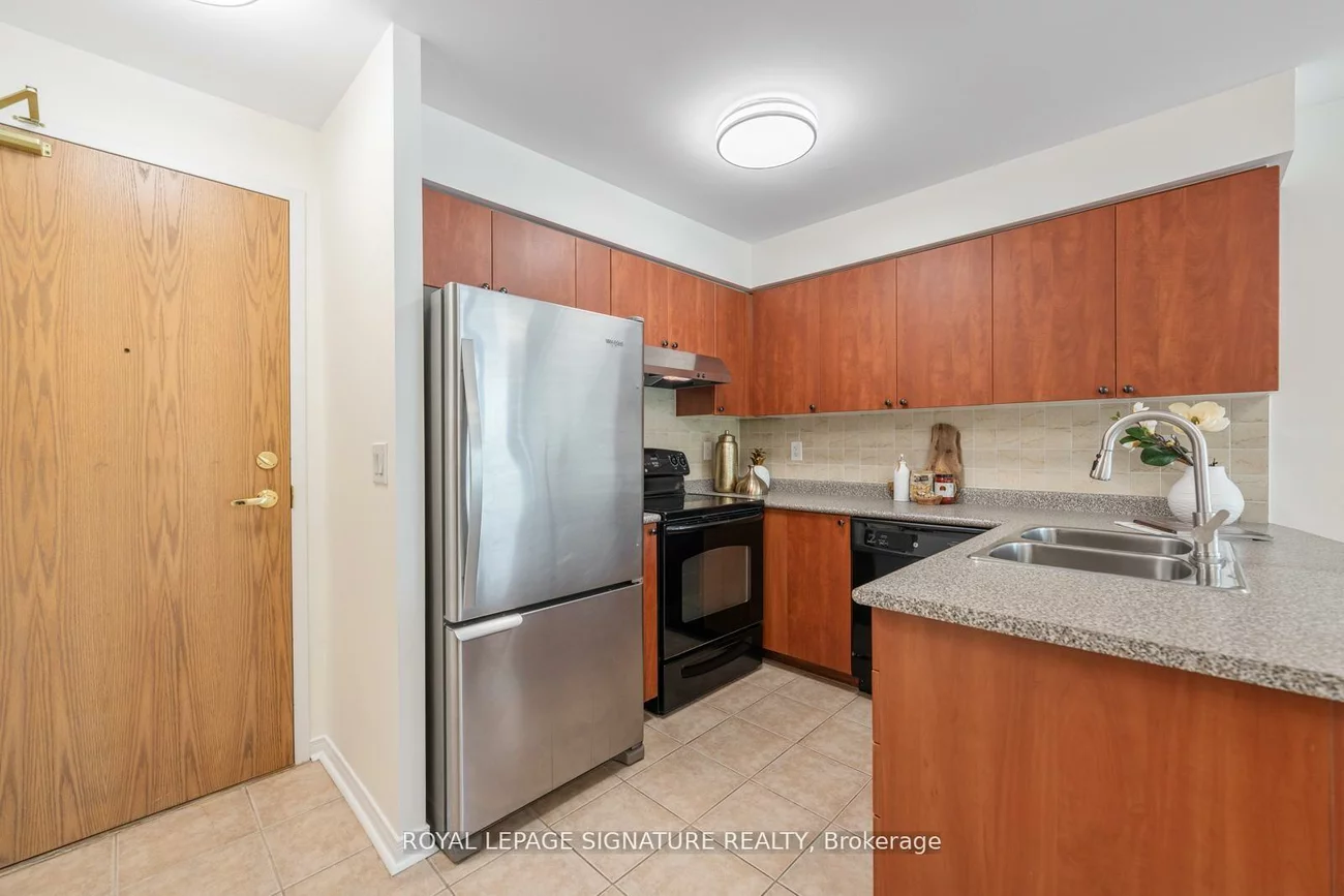 5508, Yonge, Willowdale West, Toronto