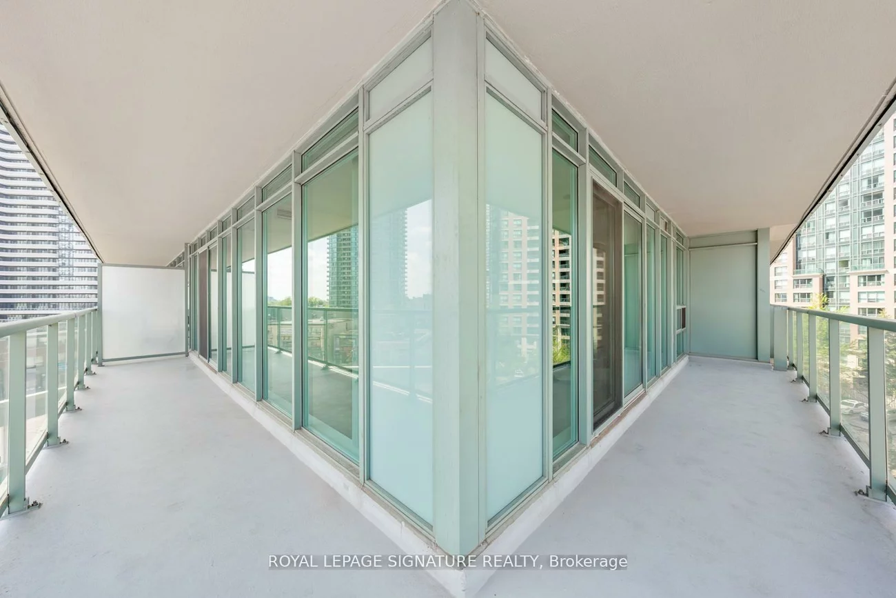 5508, Yonge, Willowdale West, Toronto