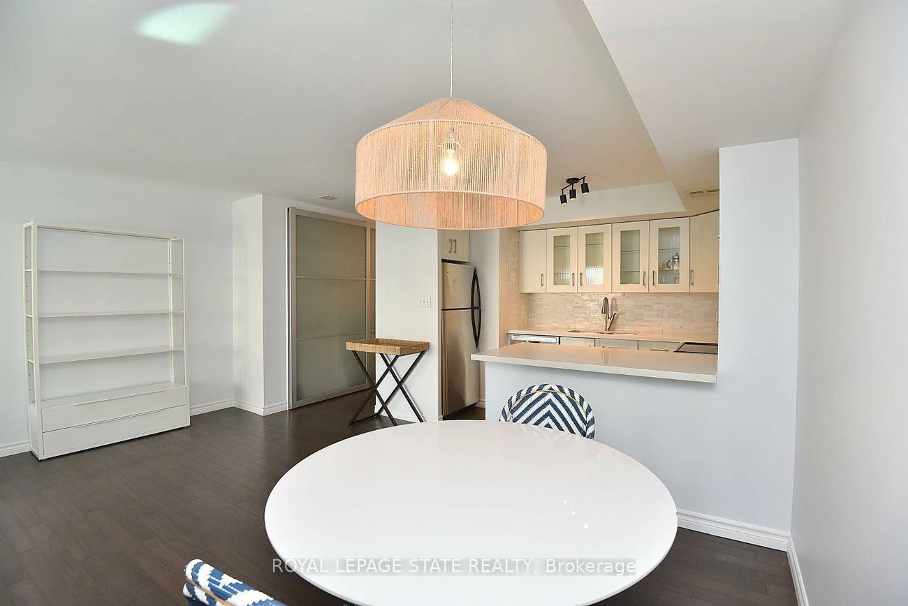 25, The Esplanade, Waterfront Communities C8, Toronto