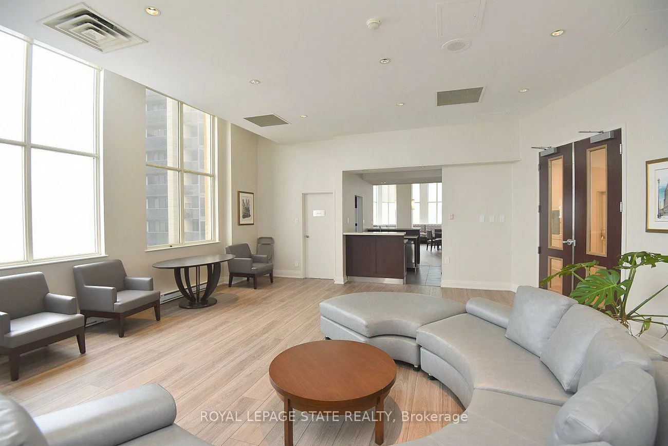 25, The Esplanade, Waterfront Communities C8, Toronto