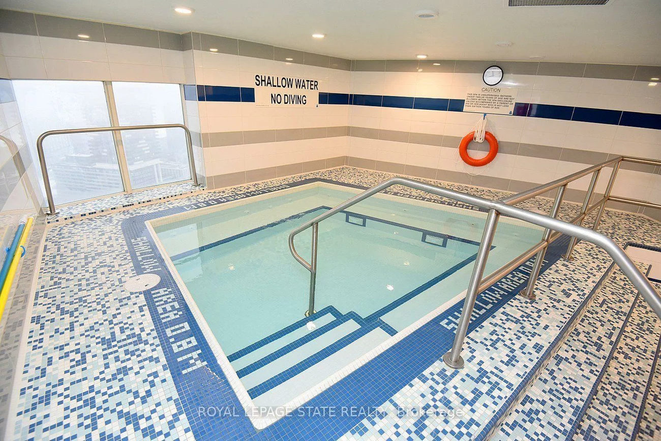 25, The Esplanade, Waterfront Communities C8, Toronto