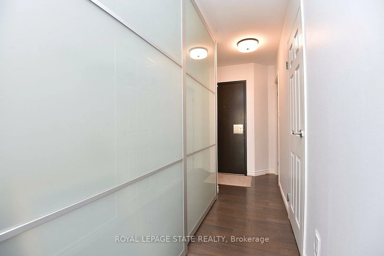 25, The Esplanade, Waterfront Communities C8, Toronto