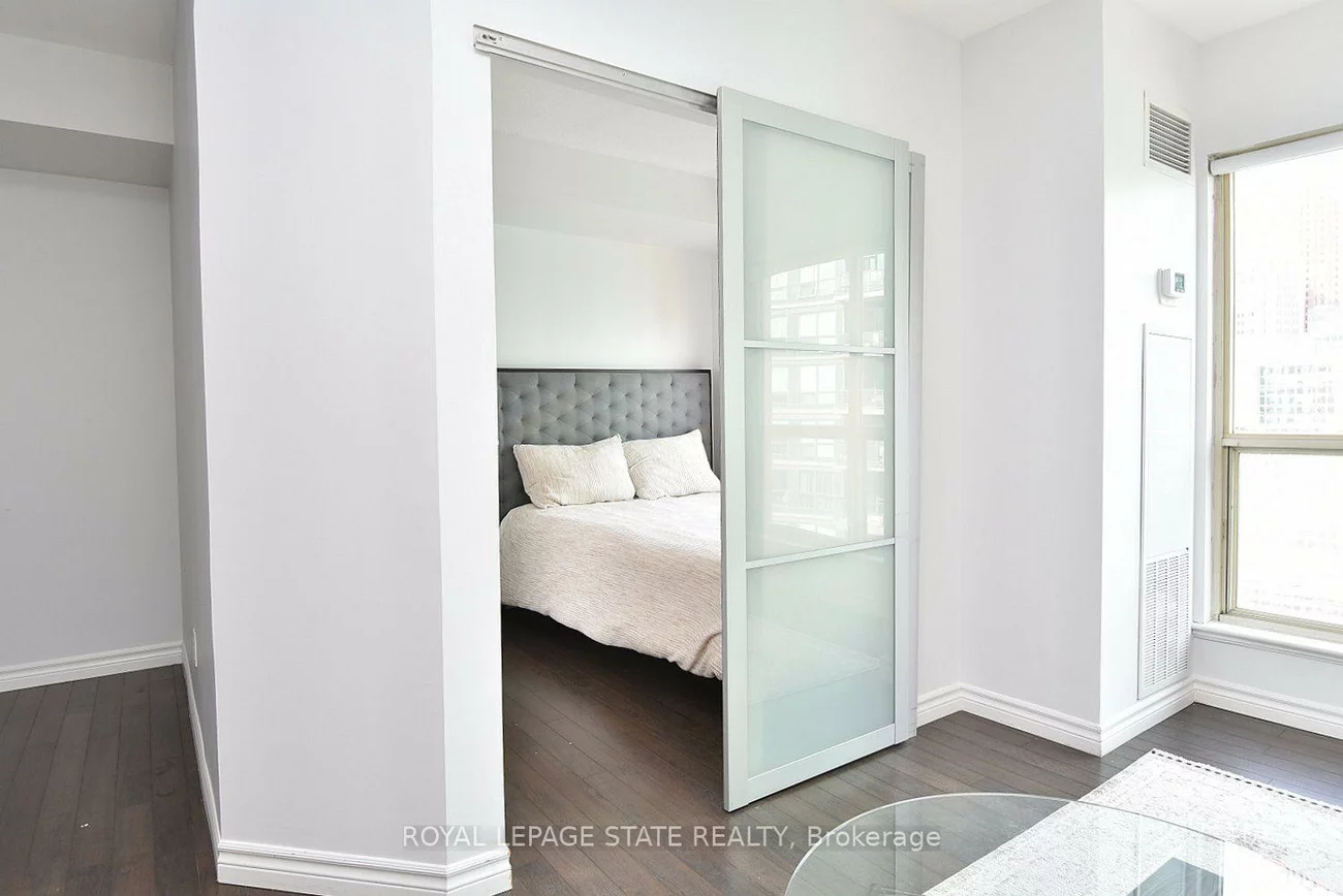 25, The Esplanade, Waterfront Communities C8, Toronto
