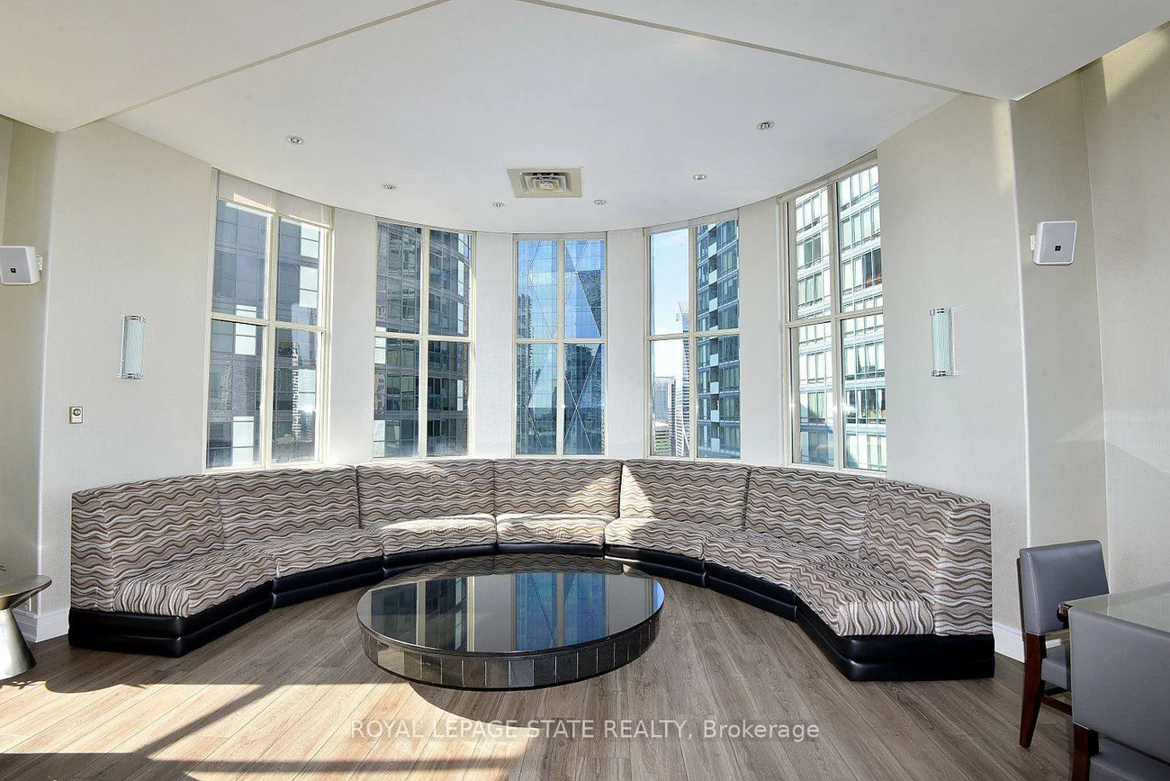 25, The Esplanade, Waterfront Communities C8, Toronto