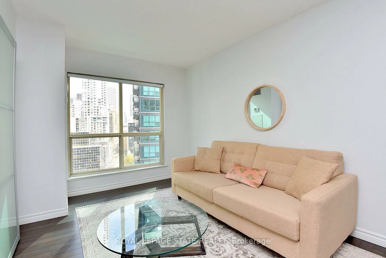 25, The Esplanade, Waterfront Communities C8, Toronto