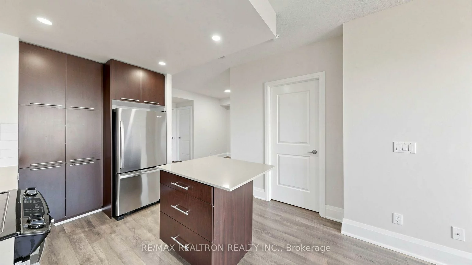 100, Harrison Garden, Willowdale East, Toronto
