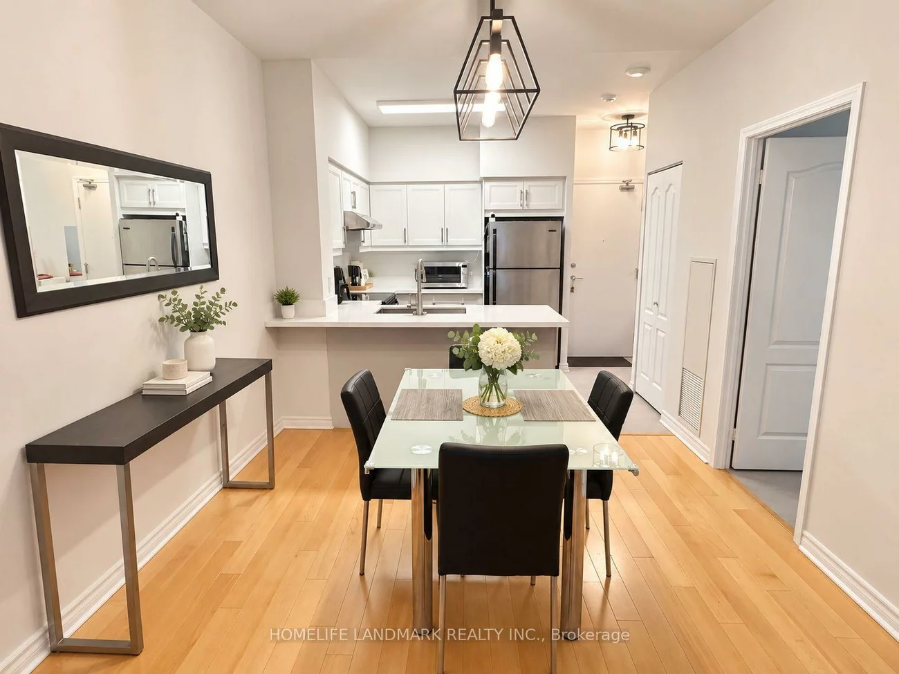 38, Kenaston, Bayview Village, Toronto