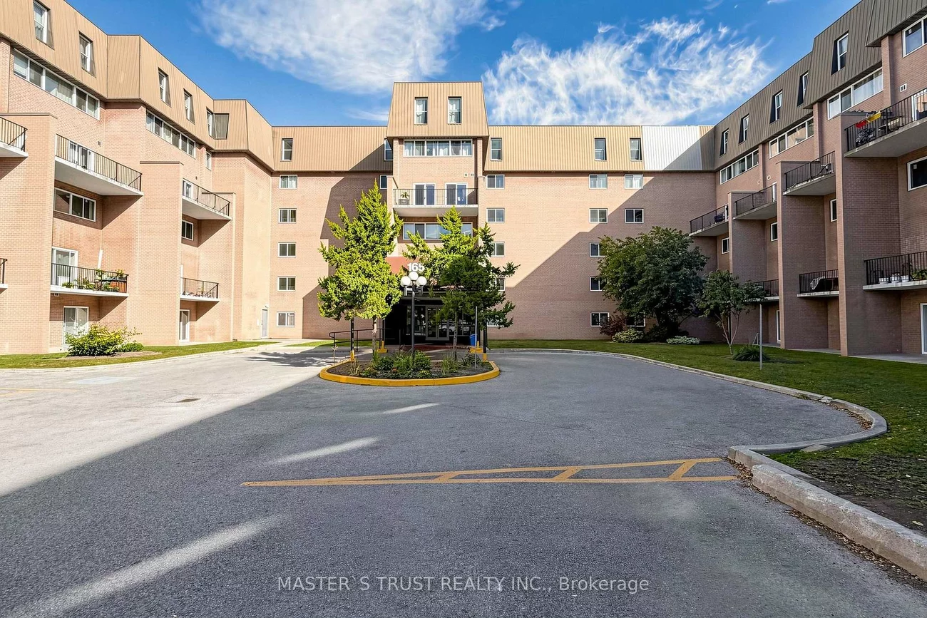 165, Cherokee, Pleasant View, Toronto