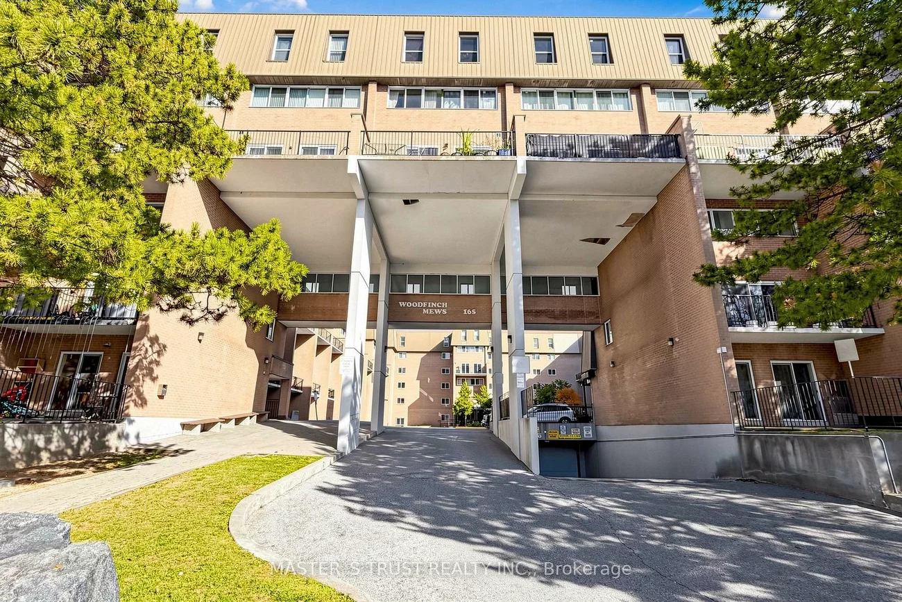 165, Cherokee, Pleasant View, Toronto