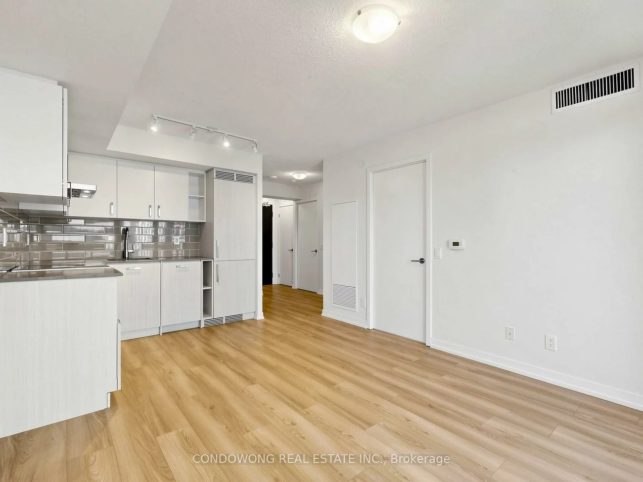 125, Redpath, Mount Pleasant West, Toronto