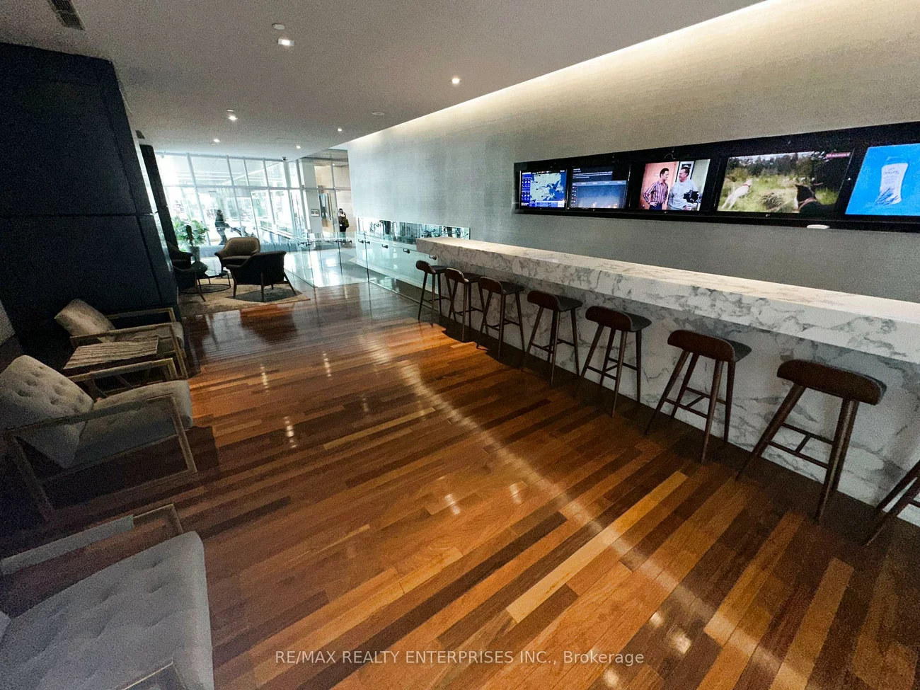 25, Telegram, Waterfront Communities C1, Toronto