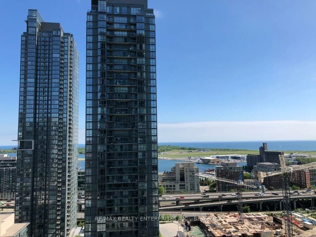 25, Telegram, Waterfront Communities C1, Toronto