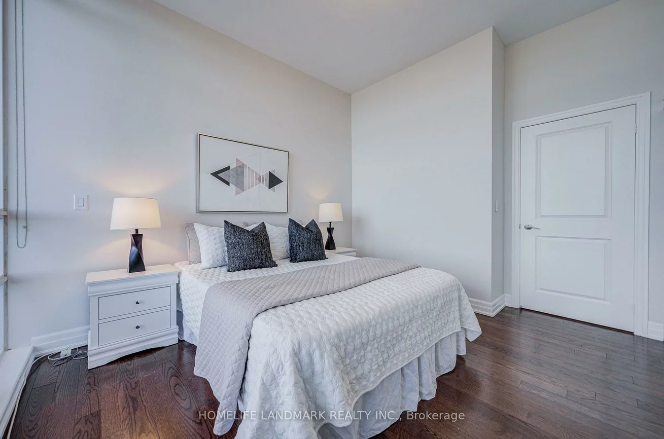 500, St Clair, Humewood-Cedarvale, Toronto