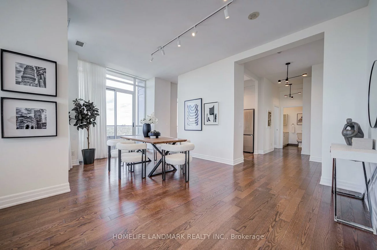 500, St Clair, Humewood-Cedarvale, Toronto