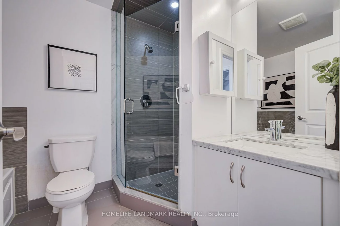 500, St Clair, Humewood-Cedarvale, Toronto