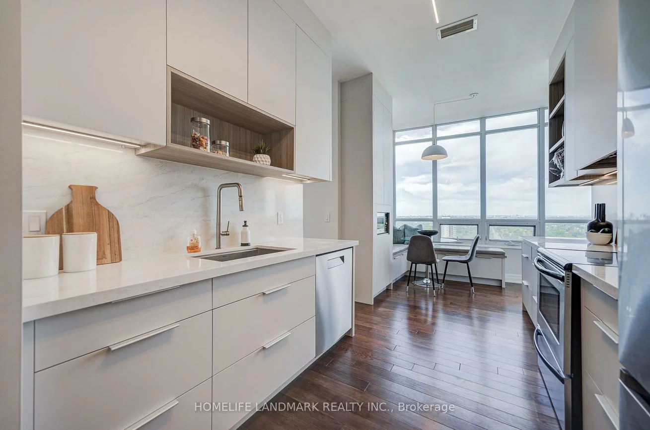500, St Clair, Humewood-Cedarvale, Toronto