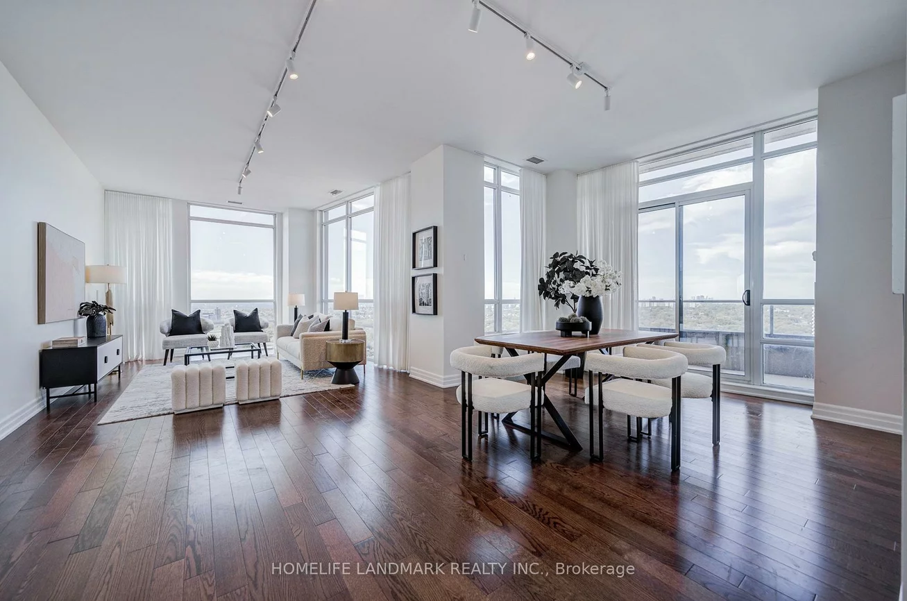 500, St Clair, Humewood-Cedarvale, Toronto