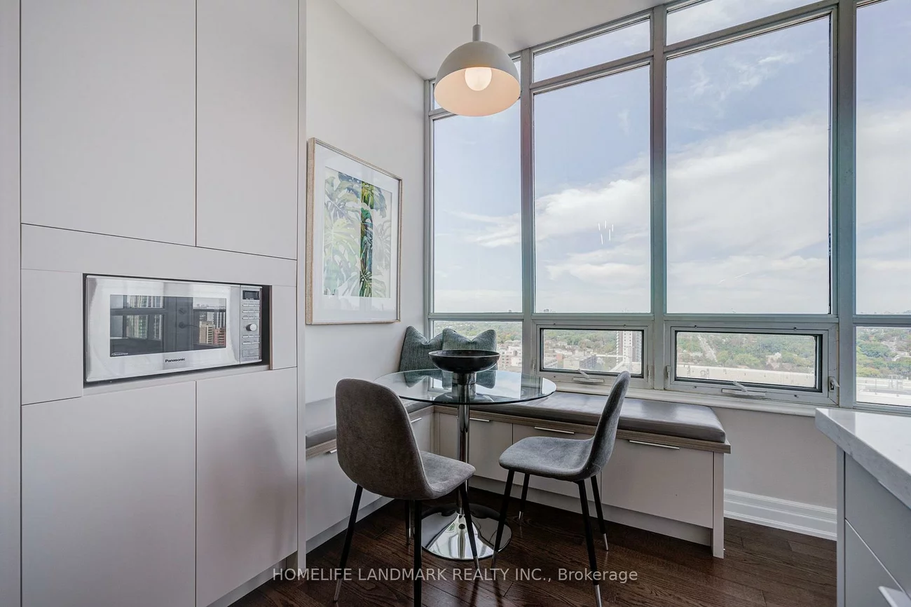 500, St Clair, Humewood-Cedarvale, Toronto