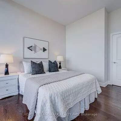 500, St Clair, Humewood-Cedarvale, Toronto