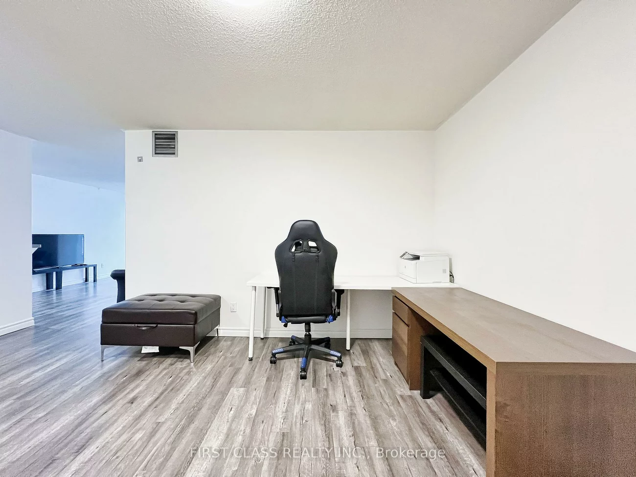 275, Bamburgh, Steeles, Toronto