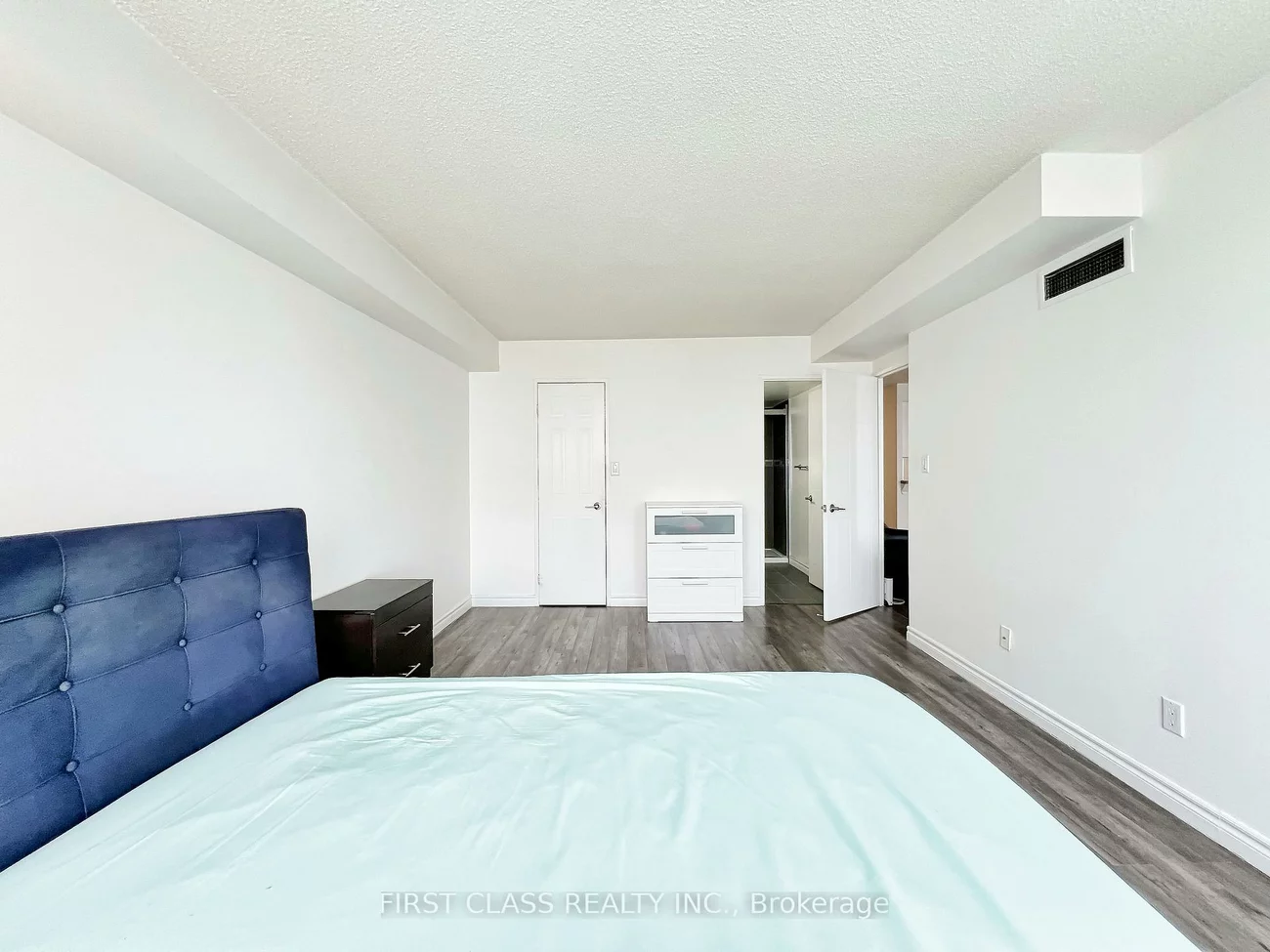 275, Bamburgh, Steeles, Toronto
